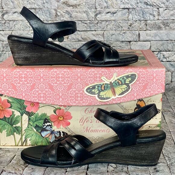 Rose Petals by Walking Cradles Black Leather Sandals Size 7 Sling Backs - Picture 4 of 9